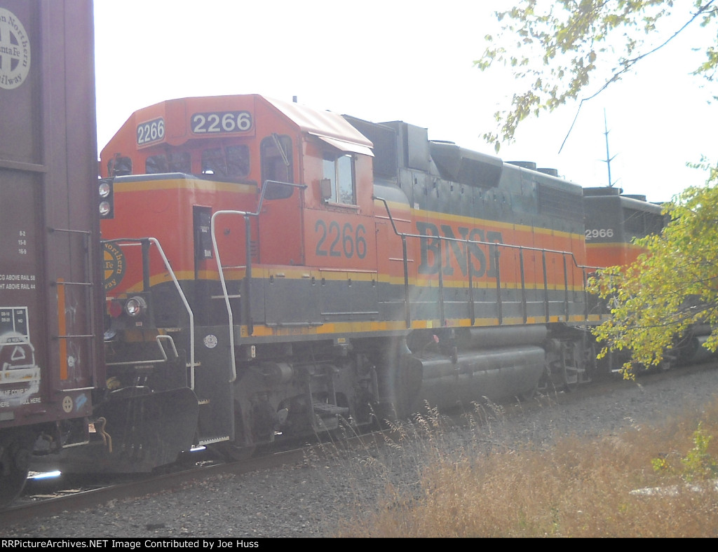 BNSF 2266